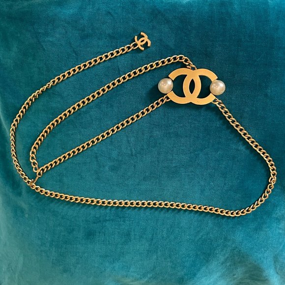Vintage Interlocking CC Logo Waist Belt - Picture 8 of 11